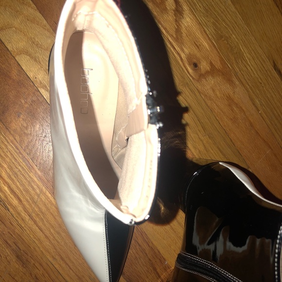 BooHoo Black & White Boots, Brand New! - Picture 4 of 7